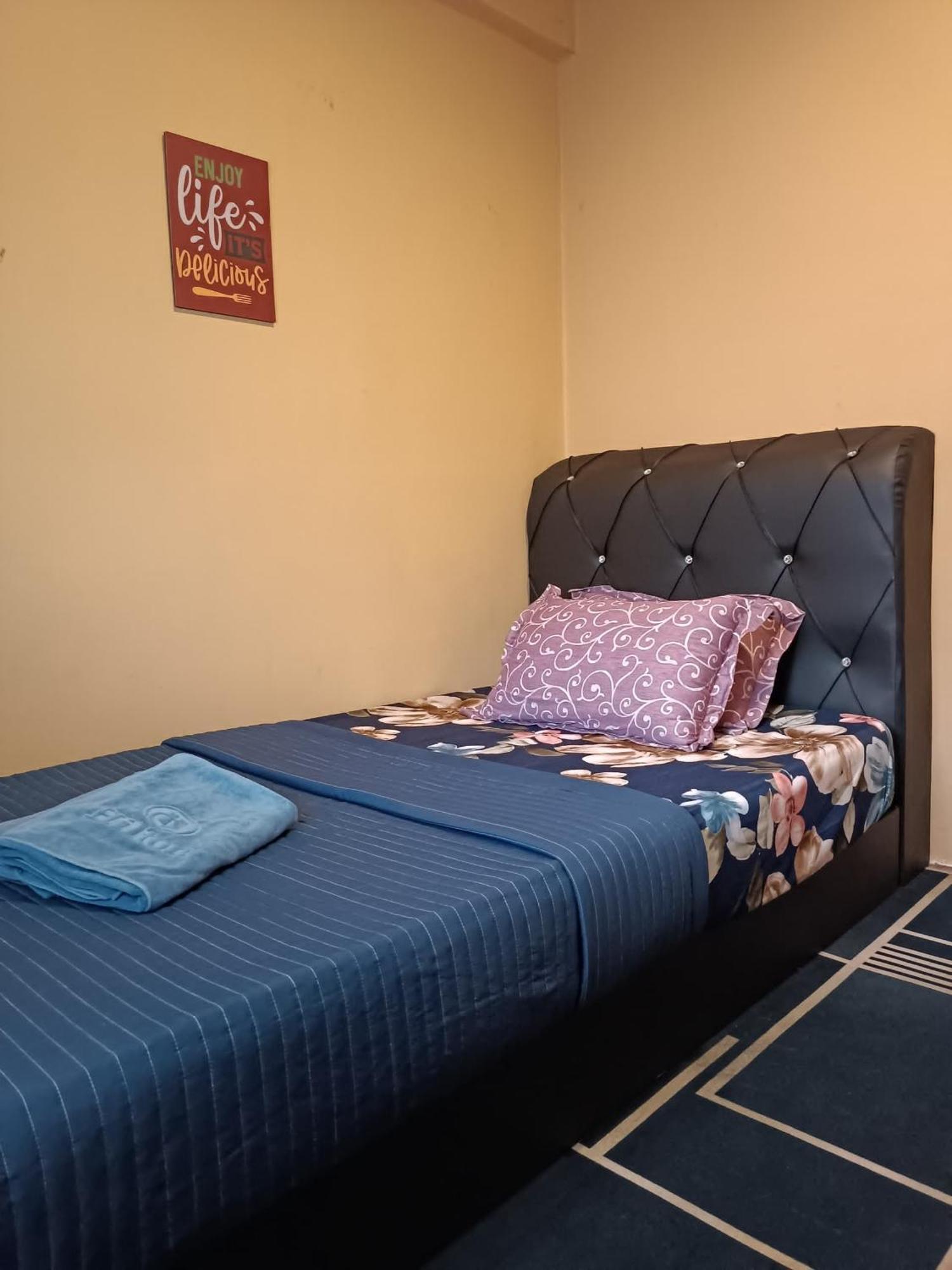 M.Fr Homestay Pangsapuri Putra Damai Putrajaya Extérieur photo
