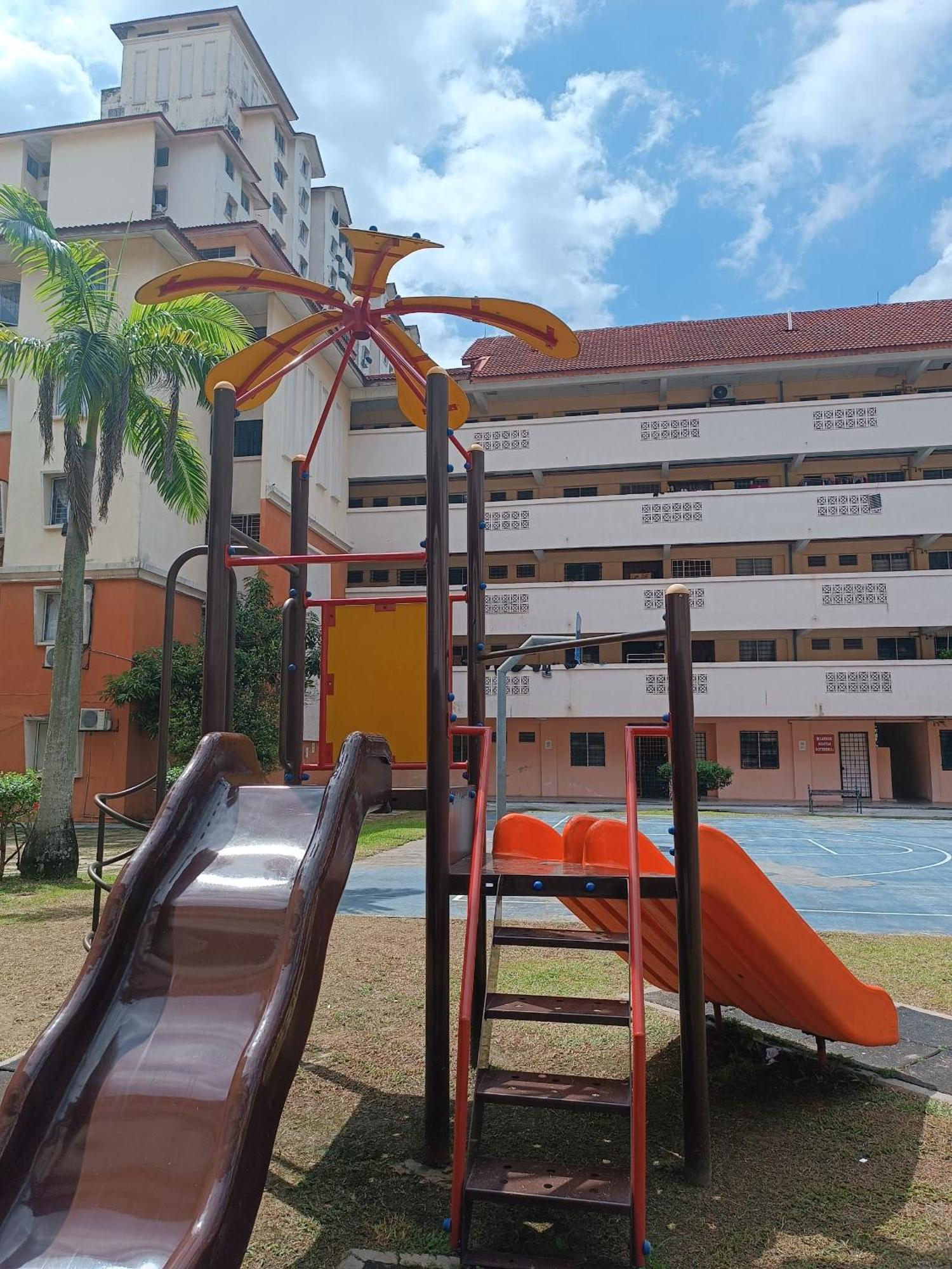 M.Fr Homestay Pangsapuri Putra Damai Putrajaya Extérieur photo